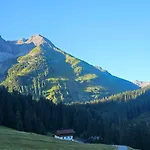 Panorama Warth Affittacamere Steeg